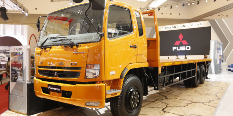 Mitsubishi Fuso Dominasi Pasar Kendaraan Niaga di Tahun 2019
