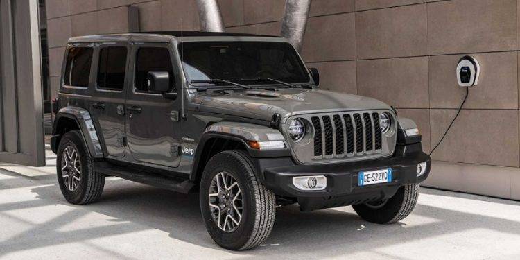 Mobil Jeep Wrangler 4xe Siap Mengaspal di Indonesia