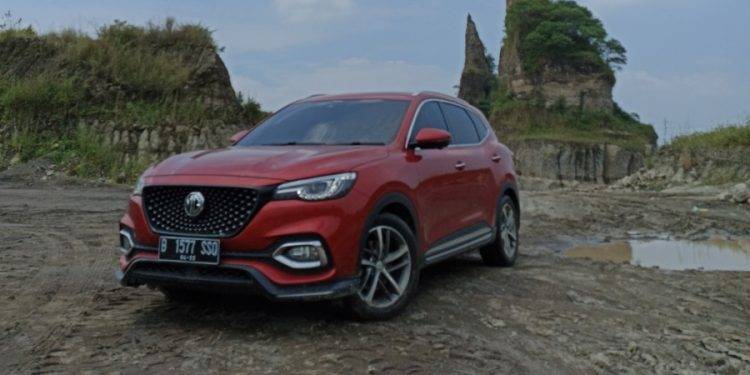 Mobil Pintar MG HS i-Smart Libas Jalur Mudik, Begini Benefitnya