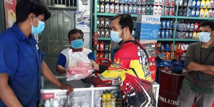 Momen Ramadhan, Evalube Santuni Anak Panti Asuhan dan Pekerja Informal di 5 Kota