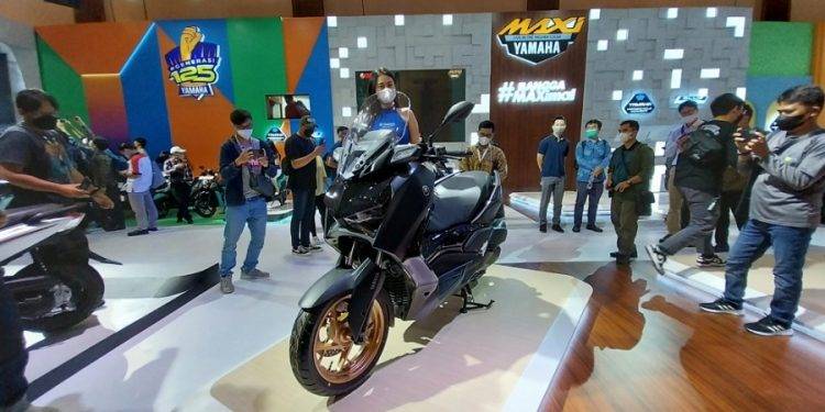 Motor Baru Yamaha Xmax Connected Makin Canggih, Dapat Terhubung ke Ponsel