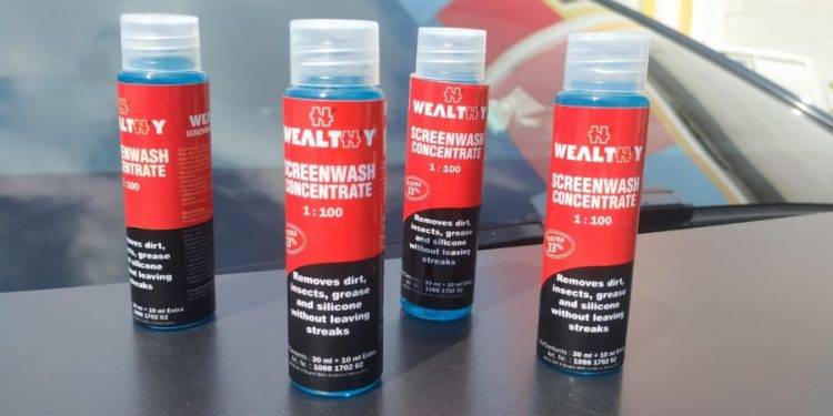 Musim Hujan, Gunakan Cairan Wiper Ini Supaya Kaca Mobil Kinclong