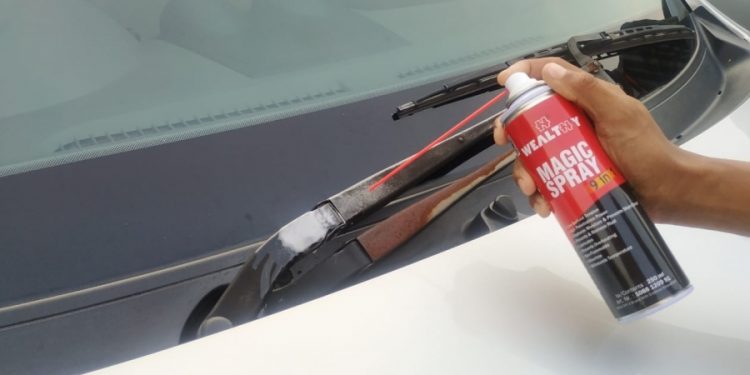 Musim Hujan Tiba, Bersihkan Karat Membandel dengan Magic Spray 9 In 1