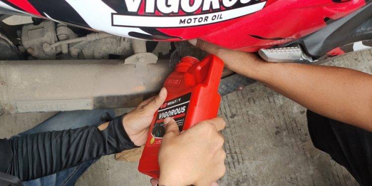 Oli Wealthy Vigorous SAE 10W-40, Berikan Perlindungan Ekstra pada Mesin Bermotor