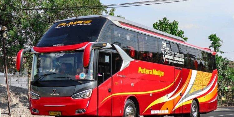 Pakai Chassis Scania K360IB, Ini Dia Bus PO Putera Mulya Double Glass
