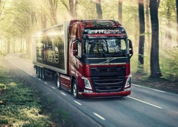 Pakai Teknologi Ini, Sopir Bus dan Truk Bisa Operasikan Kendaraannya dari Rumah