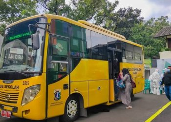 Pemprov DKI Kembali Alihfungsikan Bus Sekolah untuk Evakuasi Pasien Covid-19