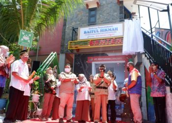 Pertamina Lubricants Bangun Perpustakaan dan Dukung UMKM Kampung Markisa di Gresik