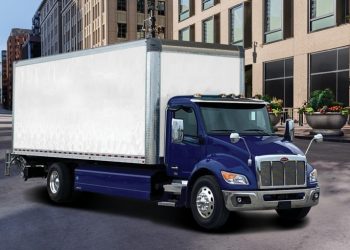 Peterbilt Kenalkan Mesin Ramah Lingkungan Untuk Truk Medium Duty Barunya