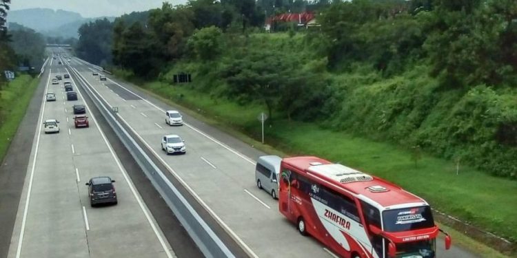 Selama PSBB Jabodetabek, Traffic di Jalan Tol Turun Lebih Dari 40 Persen