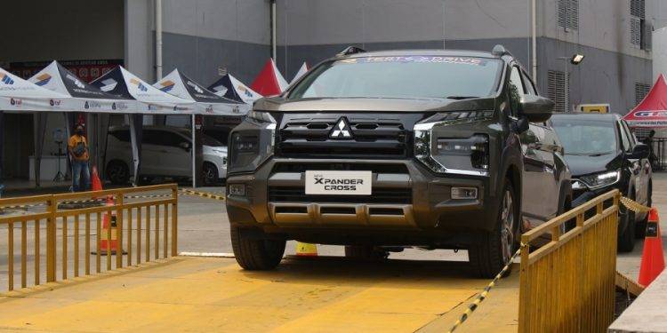 Serupa Dengan Pajero Sport, Suspensi New Xpander Cross Terbaik Di Kelasnya