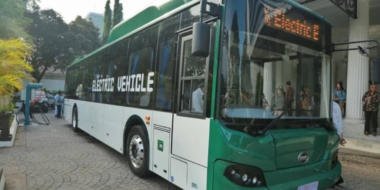 Siapkah Operator Bus AKAP Mengoperasikan Bus Listrik?