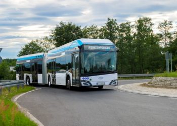 Solaris Luncurkan Bus Gandeng Terbaru, Panjang 18 Meter Mampu Angkut 140 Penumpang