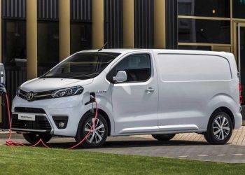 Stellantis dan Toyota Siapkan Van Komersial Listrik Ukuran Besar di Pasar Eropa