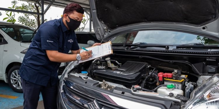 Suzuki Gratiskan Oli dan Pemeriksaan Mobil bagi Korban Bencana NTT