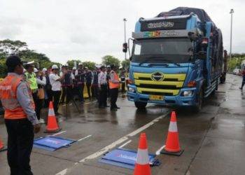 Tekan Eksistensi Truk ODOL, Korlantas Polri Siapkan Timbangan Portabel