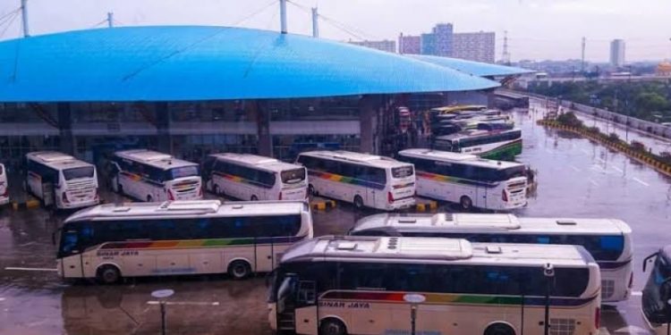 Terminal Bus AKAP di DKI Kembali Beroperasi, 7.000-an Penumpang Dites Covid-19