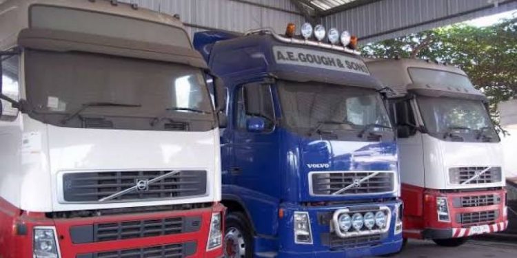 Tips Membeli Truk Bekas Berkualitas Baik