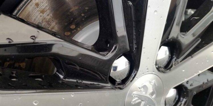 Tips Mencuci Ban Mobil Ala Peugeot