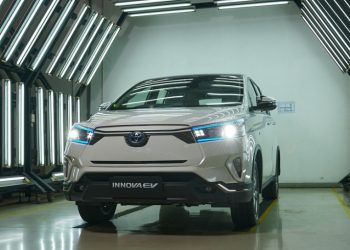Toyota Doktrin Mahasiswa Undip Menuju Era Elektrifikasi