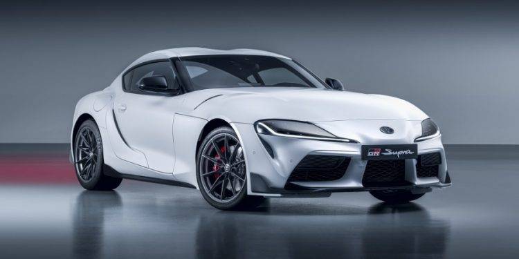 Toyota GR Supra Versi Transmisi Manual Resmi Meluncur