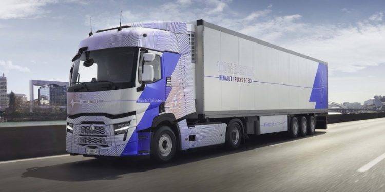 Truk Listrik Renault T dan C E-Tech Kini Lengkap Dengan Varian Bobot 44 Ton