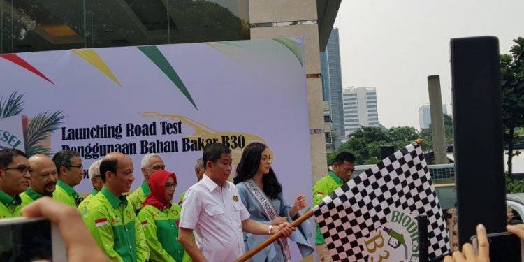 UD Truck Siap Terapkan B30 Tahun 2020