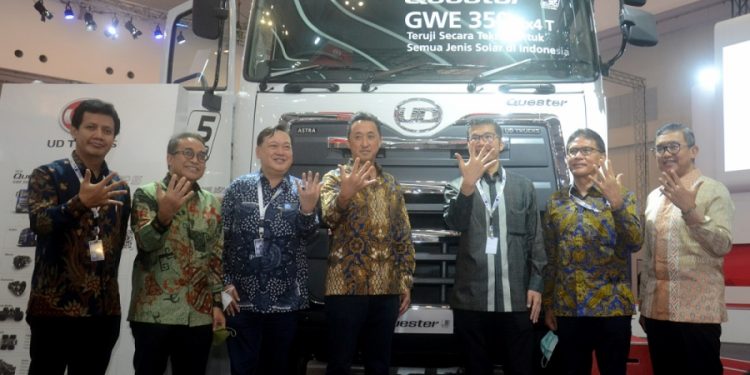 UD Trucks Beri Edukasi Pengemudi di GIIAS 2022, Wujudkan Kunci Sukses Transportasi Komersial