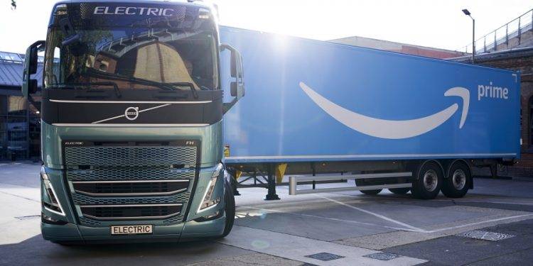 Volvo Pasok 20 Unit Truk Listrik Heavy Duty Untuk Amazon