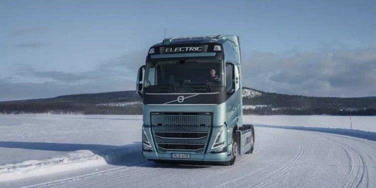 Volvo Trucks Kenalkan Fitur Keselamatan Baru untuk Truk Listriknya
