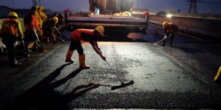 Waspada Macet, Jasa Marga Lanjutkan Pekerjaan Tol Layang Jakarta-Cikampek