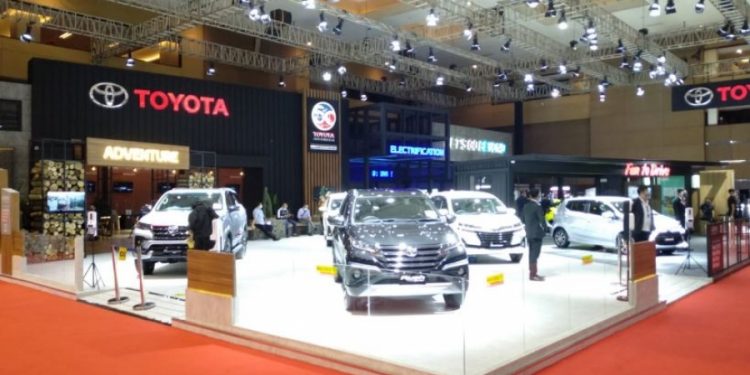 Wujudkan Semangat “Total Mobility”, Toyota Berpartisipasi di Ajang IIMS 2021