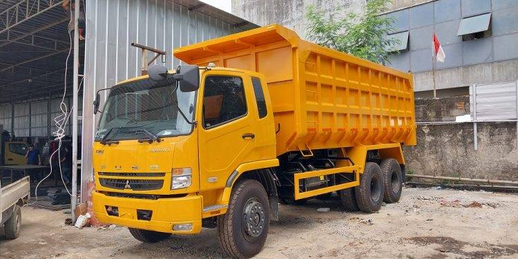 Mitsubishi Fuso Euro 4 Dorong Bisnis Konsumen dan Industri Karoseri Semakin Lancar
