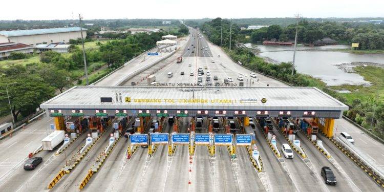 Jasa Marga Catat 26.751 Kendaraan Tinggalkan Jakarta Lewat GT Cikampek Saat Libur Imlek