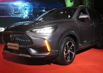 Tampil Makin Garang, Ini Spesifikasi Lengkap New MG HS