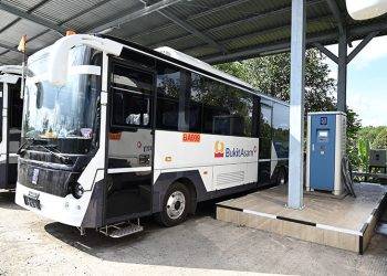 PTBA Tambah 5 Unit Bus Listrik Untuk Antar Jemput Karyawan di Pelabuhan Tarahan