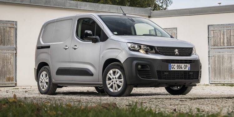 Spesifikasi Lengkap Blind Van Elektrik Peugeot e-Partner