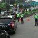 Polisi Berlakukan One Way Kendaraan Arah Puncak Saat Libur Imlek