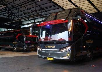 PO Al Hijrah Luncurkan 5 Bus Suites Family dari Karoseri Laksana