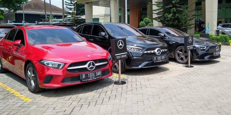 Jual 3.184 Unit, Mercedes-Benz Puncaki Segmen Kendaraan Mewah Indonesia di 2022
