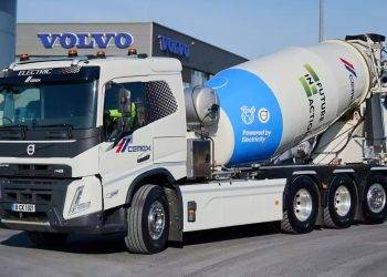 Volvo Kirim Truk Mixer Elektrik Pertama Ke Konsumen, Pakai Basis Truk FMX