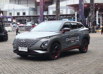 Ramai Peminat, Jajaran Mobil Chery Tak Henti Lalu-lalang di Area Test Drive IIMS 2023