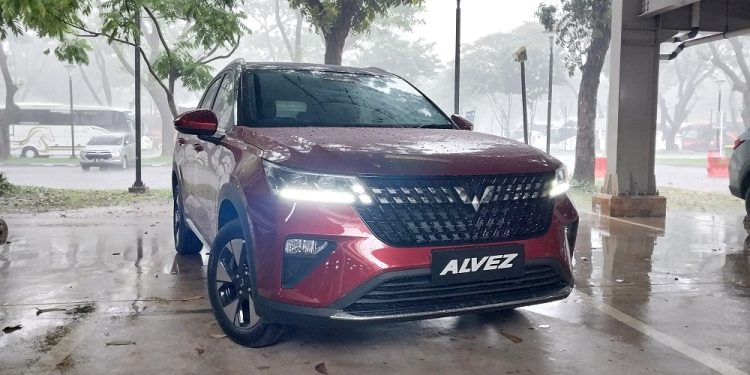 Test Drive Wuling Alvez Keliling GBK, Begini Rasanya