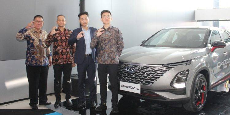 Jangkau Lebih Luas, Chery Resmikan Diler Pertamanya di Semarang, Jawa Tengah