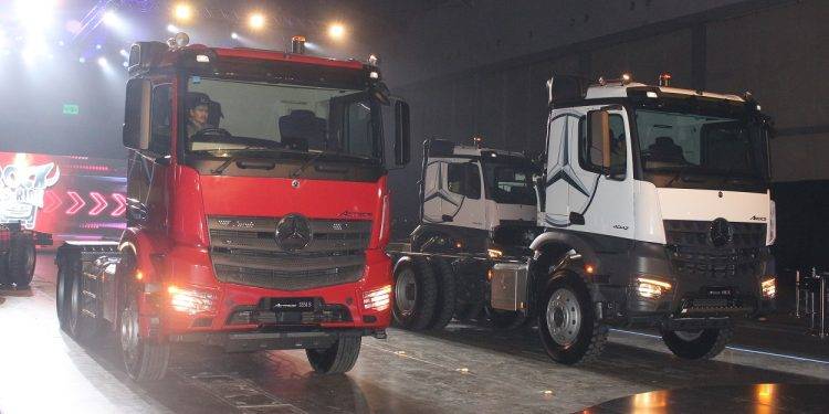 Truk Mercedes-Benz Actros dan Arocs Euro 5 Resmi Meluncur, Pakai Mesin dan Teknologi Baru