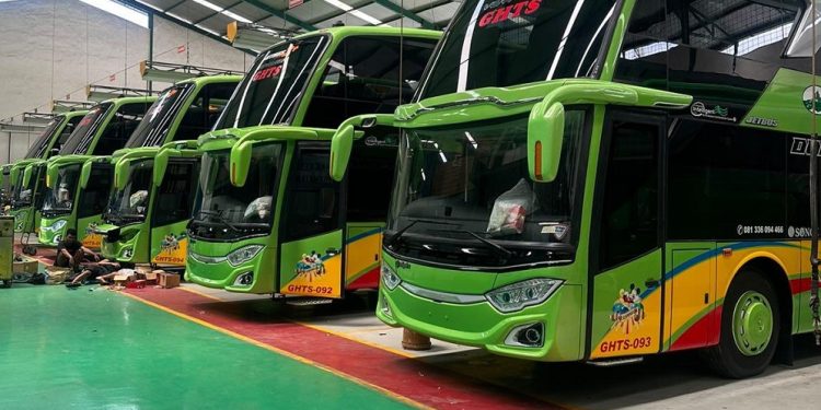 Pakai Sasis Terbaru Volvo B11R Euro 5, PO Gunung Harta Tambah 5 Bus ...