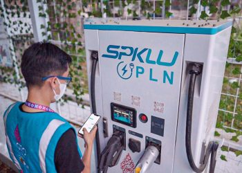 Antisipasi Mobil Listrik Kehabisan Daya di Tengah Tol, PLN Siagakan 3 SPKLU Mobile