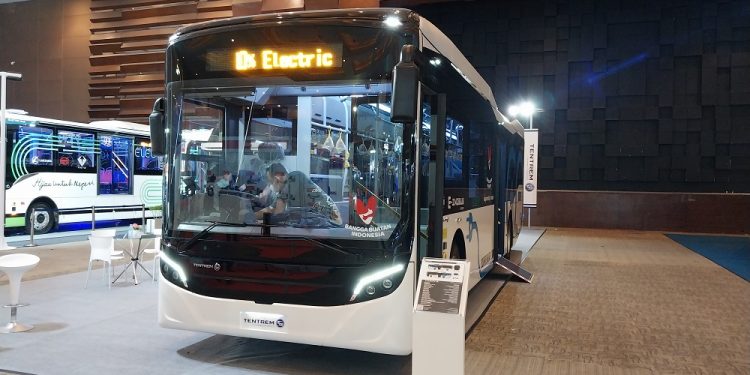 Kerjasama Karoseri Tentrem dan PT INKA Lahirkan Bus Listrik Velocity W5 E-Inobus