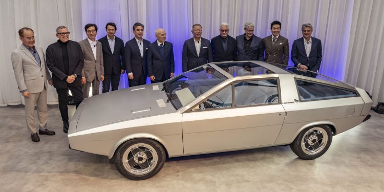 Perayaan restorasi Hyundai Pony Coupe 1974/Foto: dok.HMID