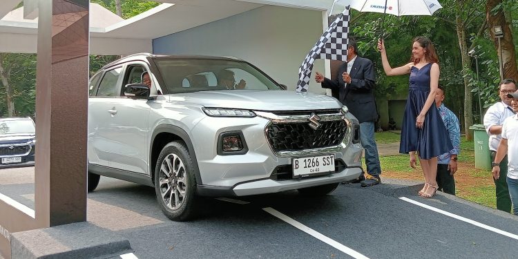 Inden Sejak Februari 2023, Suzuki Resmi Serahkan Grand Vitara Ke Konsumen